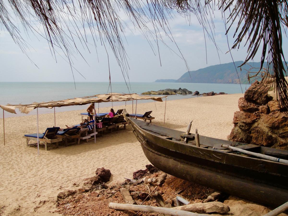 Resort Blue Lagoon Goa Cola